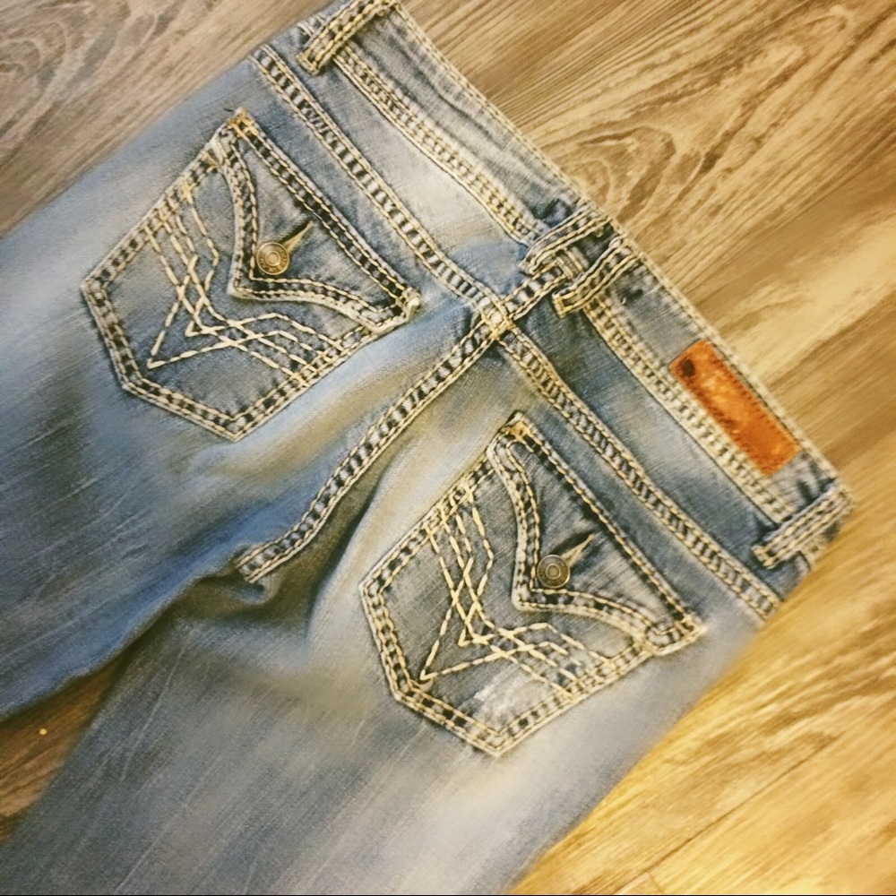 Vigoss straight leg jeans